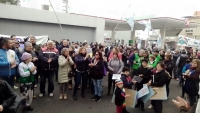 Trabajadores, allegados y sindicatos se manifestaron frente a la secretar&iacute;a de Trabajo.