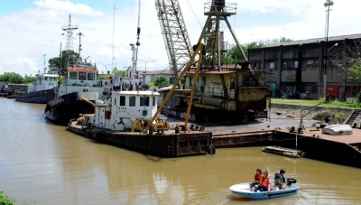 Entregar la direcci&oacute;n de V&iacute;as Navegables  es entregar la soberan&iacute;a sobre nuestro r&iacute;o Paran&aacute; (*)