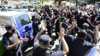 La CTA Entre R&iacute;os advierte "posibles ribetes destituyentes" en el reclamo policial