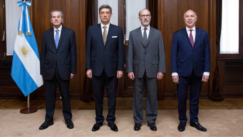 Organizaciones de trabajadores de todo el pa&iacute;s piden el juicio pol&iacute;tico a la Corte