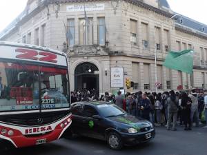 UADER: los estudiantes vuelven a las calles