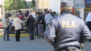 Flecha Bus: Ex trabajadores despedidos denunciaron causas inventadas, amenazas y extorsiones