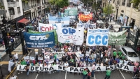 ATE, CTA y CCC piden "fuera FMI" y "que el pueblo no siga pagando la crisis"