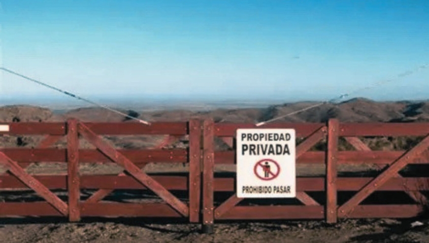 Cuestionan el proyecto de Ley de Inviolabilidad de la Propiedad Privada por su impacto pol&iacute;tico y ambiental
