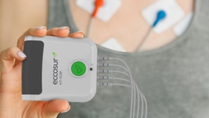 En medio de la pol&eacute;mica, tecnolog&iacute;a argentina cuida corazones en todo el continente