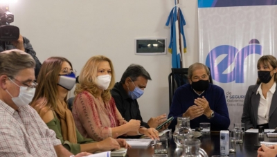 AGMER espera con expectativas las respuestas del gobierno a sus demandas