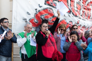 Movilizaci&oacute;n Multisectorial en Paran&aacute;, en el marco del Paro Nacional