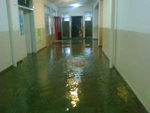 La lluvia de hoy volvi&oacute; a lavar la c&aacute;scara del relato