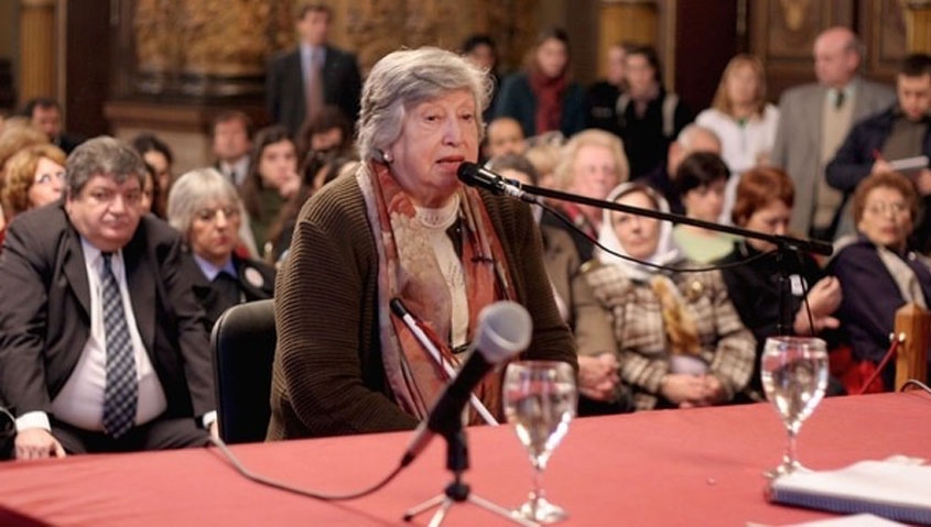 Adi&oacute;s a una Abuela