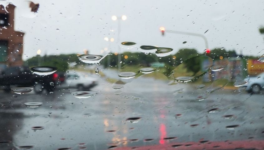 Provincia y municipios coordinan asistencia por el temporal en el departamento Paran&aacute;