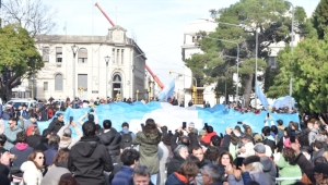 Libres de toda dominación extranjera