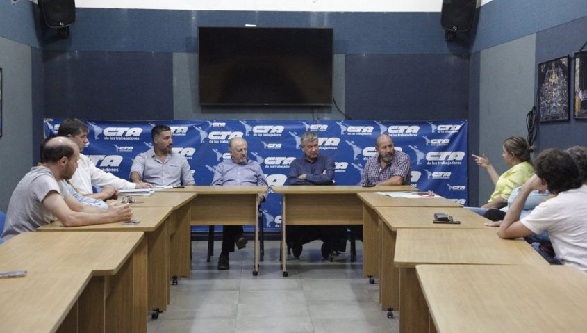 Sindicatos y trabajadores de centrales hidroel&eacute;ctricas ponen en debate la agenda del sector