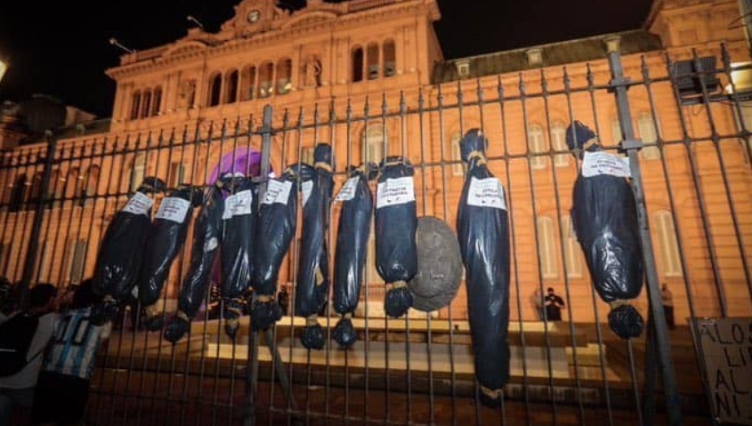 "Son expresiones ultrarreaccionarias que nos recuerdan a las noches m&aacute;s oscuras que vivi&oacute; la Argentina"