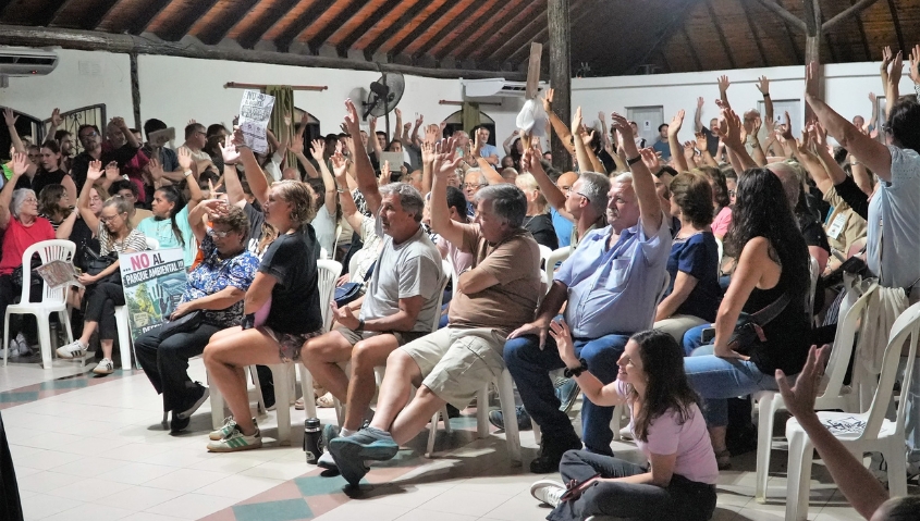 La movilizaci&oacute;n de vecinos de Oro Verde fren&oacute; el proyecto del &ldquo;parque ambiental&rdquo;