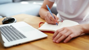 Comunicaci&oacute;n en Argentina: &iquest;derecho o privilegio?